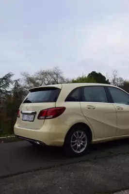 Mercedes B 180 for rent in Croatia