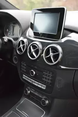 Mercedes B 180 for rent in Croatia