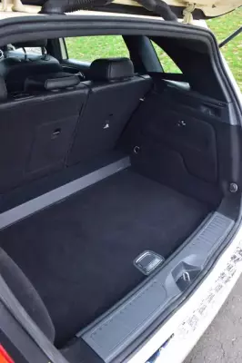 Mercedes B 180 for rent in Croatia